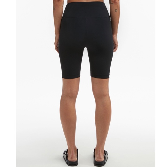 WARDROBE.NYC Biker Short, Black, Size Medium - Picture 11 of 15